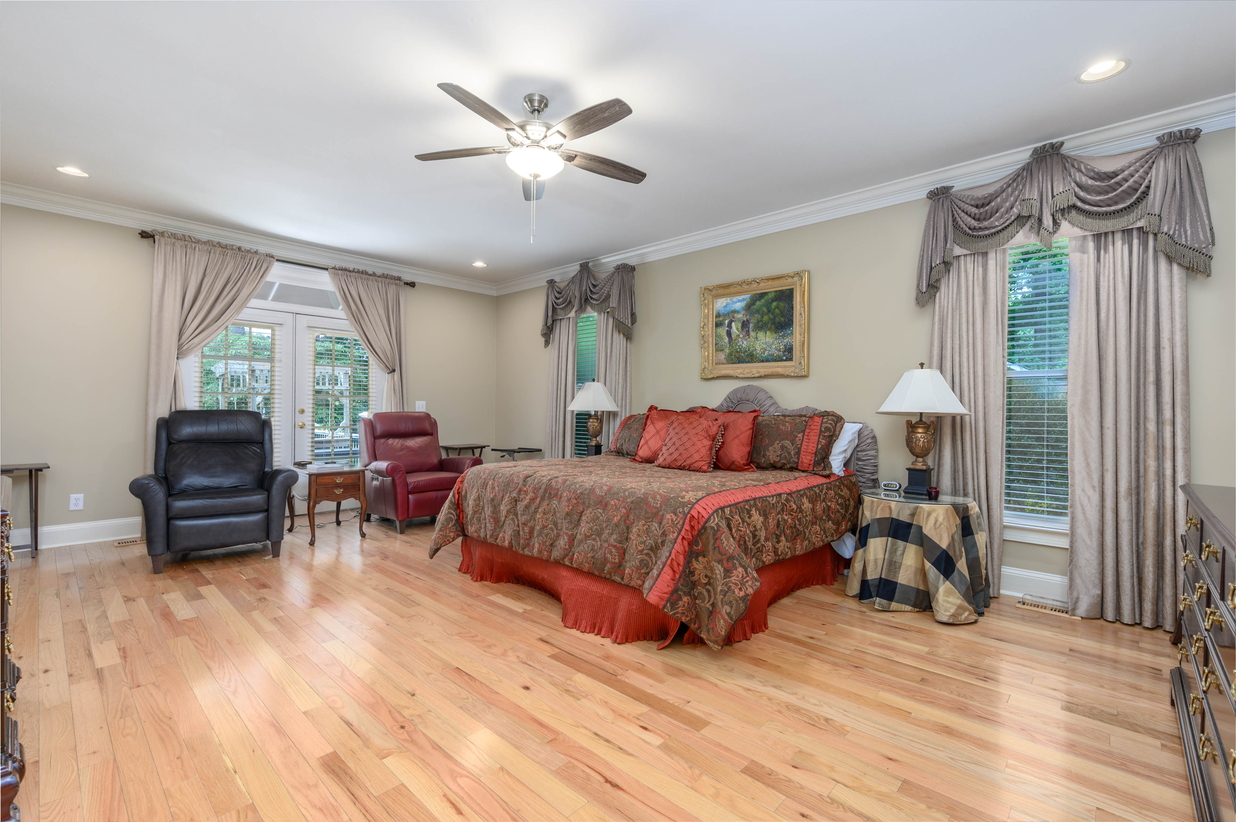 1811 Snug Harbor Drive image 20